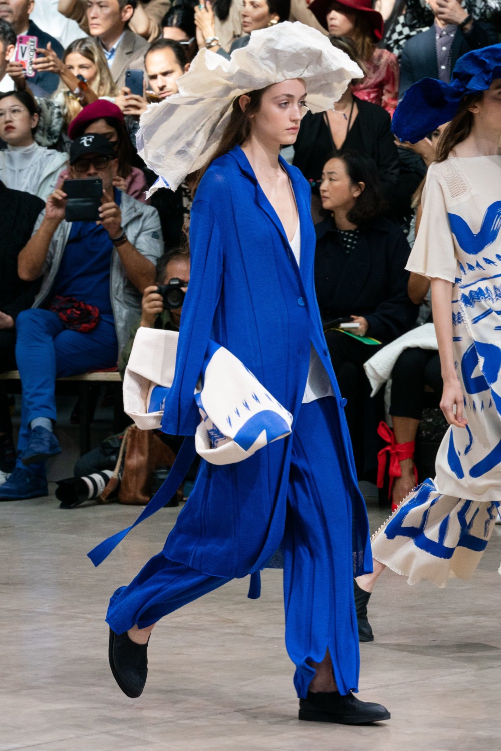 【巴黎時裝週】ISSEY MIYAKE的歡愉時刻！近藤悟史譜寫的輕快樂曲！