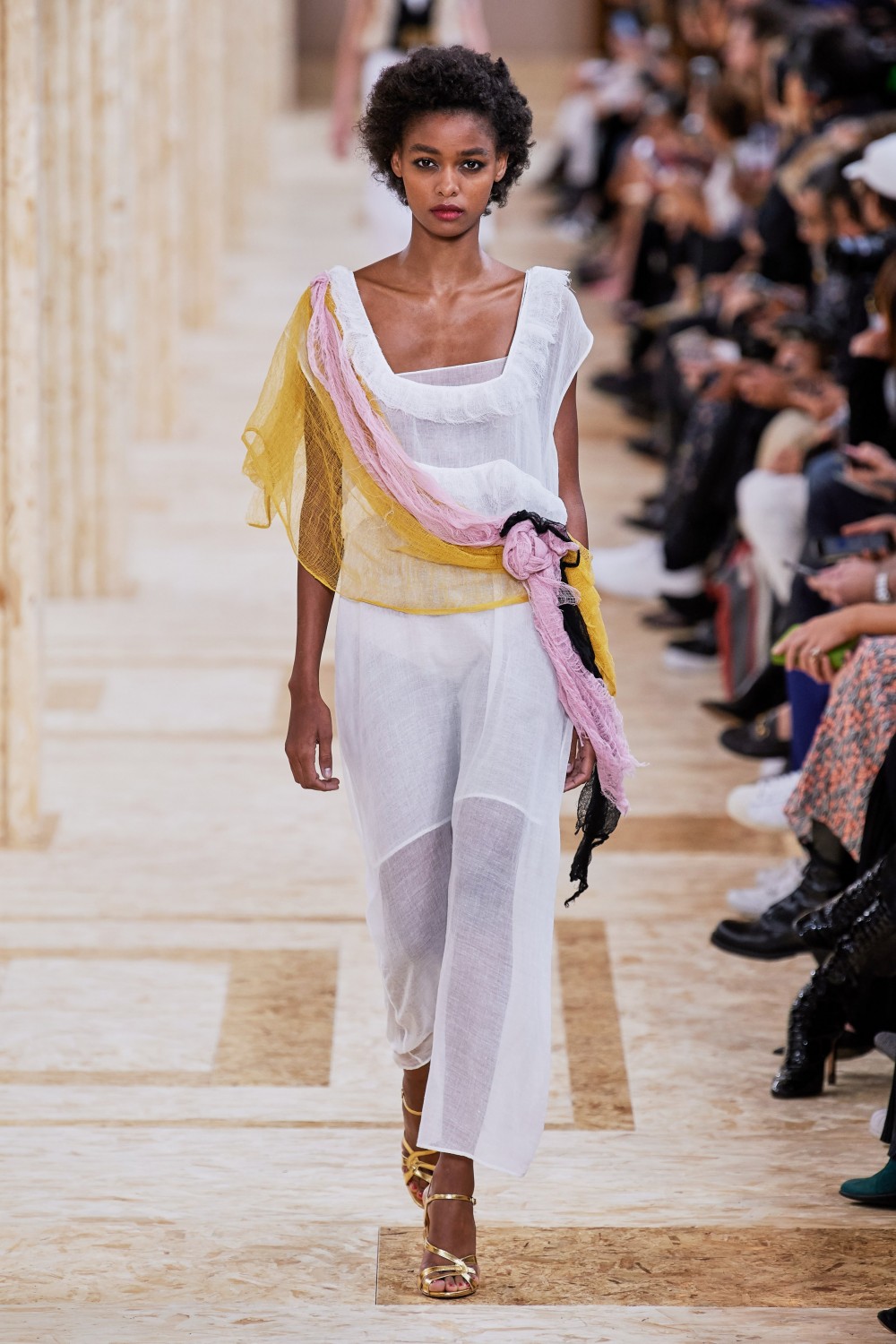 【巴黎時裝週】Miu Miu的少女情懷!Miuccia Prada不完美的浪漫!