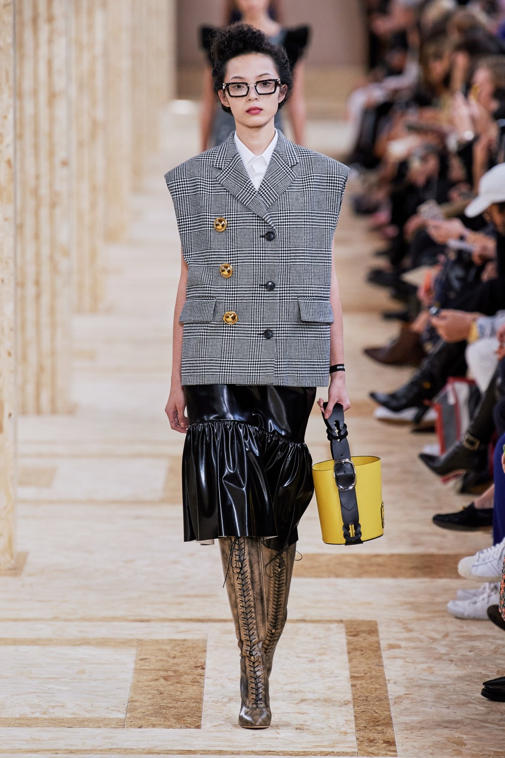 【巴黎時裝週】Miu Miu的少女情懷!Miuccia Prada不完美的浪漫!