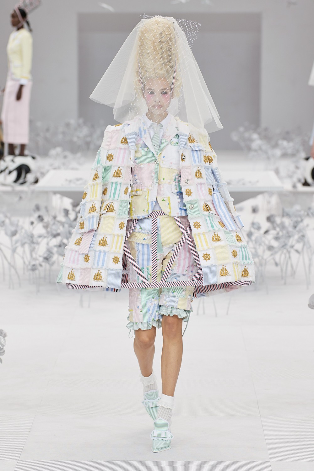 【巴黎時裝週】Thom Browne的怪誕浪漫！巴洛克時代的奢華宮廷風格！