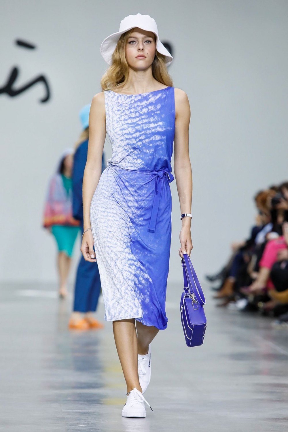 【巴黎時裝週】agnès b.的感官饗宴！Agnès Troublé完美融合時尚和藝術的浪漫系列！