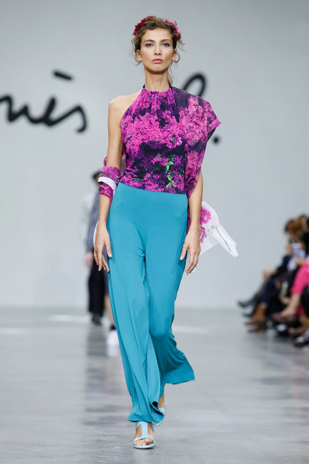 【巴黎時裝週】agnès b.的感官饗宴！Agnès Troublé完美融合時尚和藝術的浪漫系列！