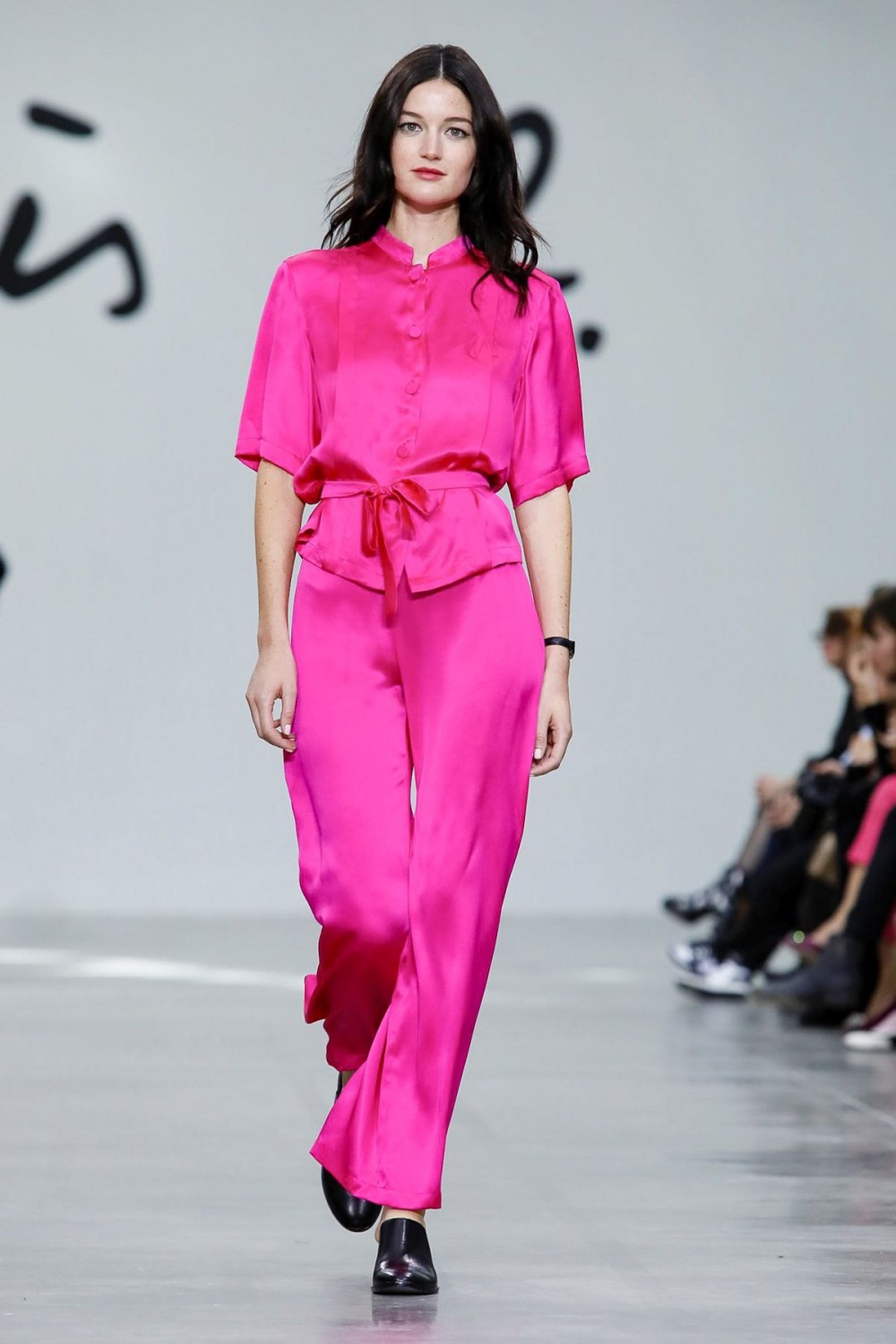 【巴黎時裝週】agnès b.的感官饗宴！Agnès Troublé完美融合時尚和藝術的浪漫系列！