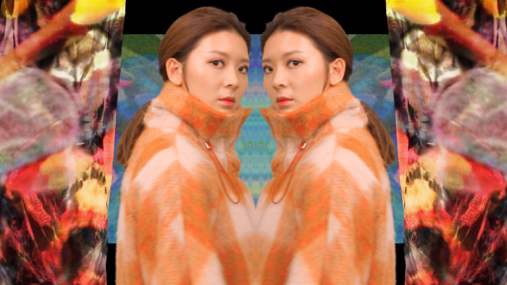 余香凝和余潔瀅的奇幻世界之旅!科技和時尚如何完美融合?