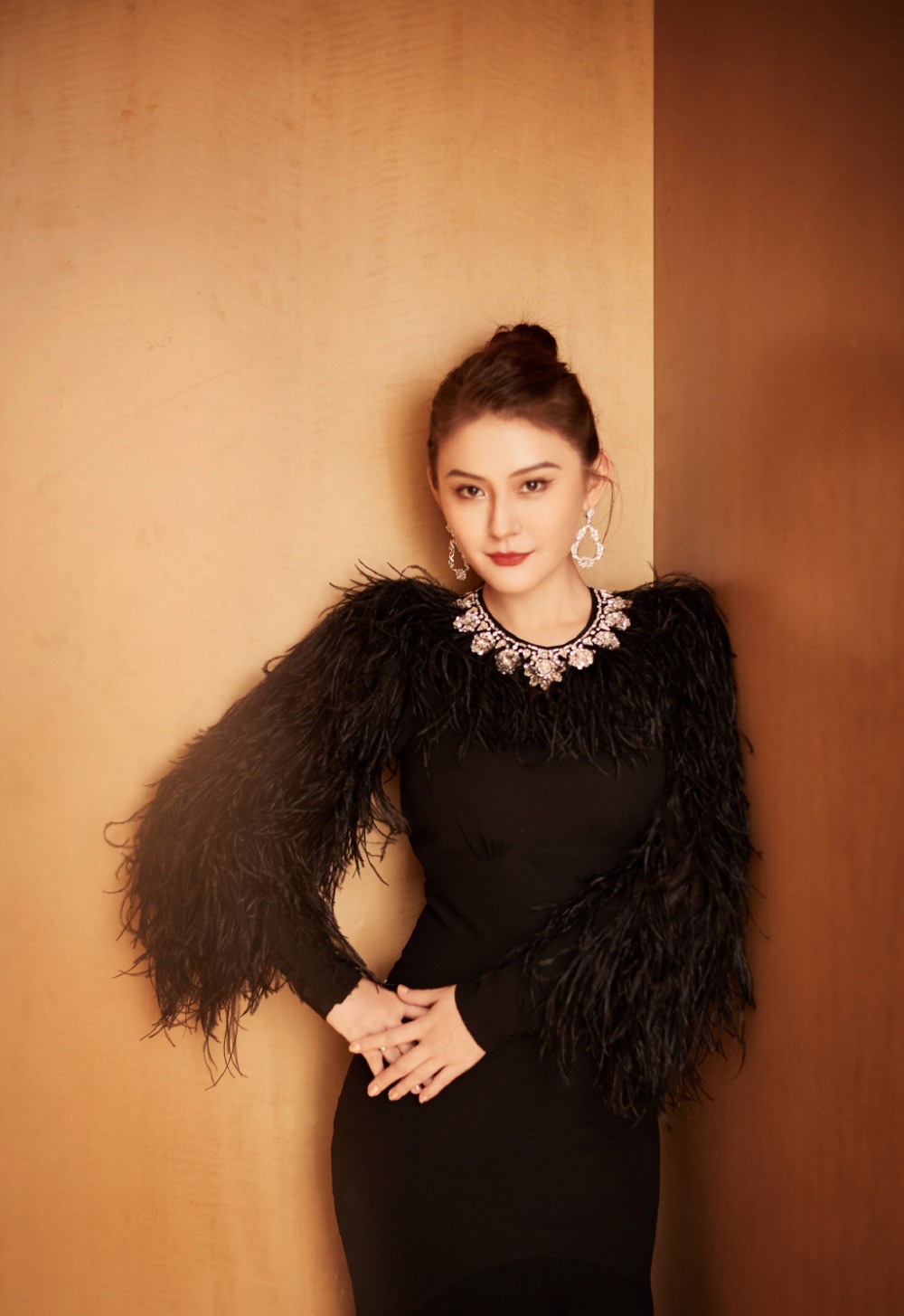 爭妍鬥麗的紅地毯戰場！哪位女明星能夠艷壓整個中國電影金雞獎？