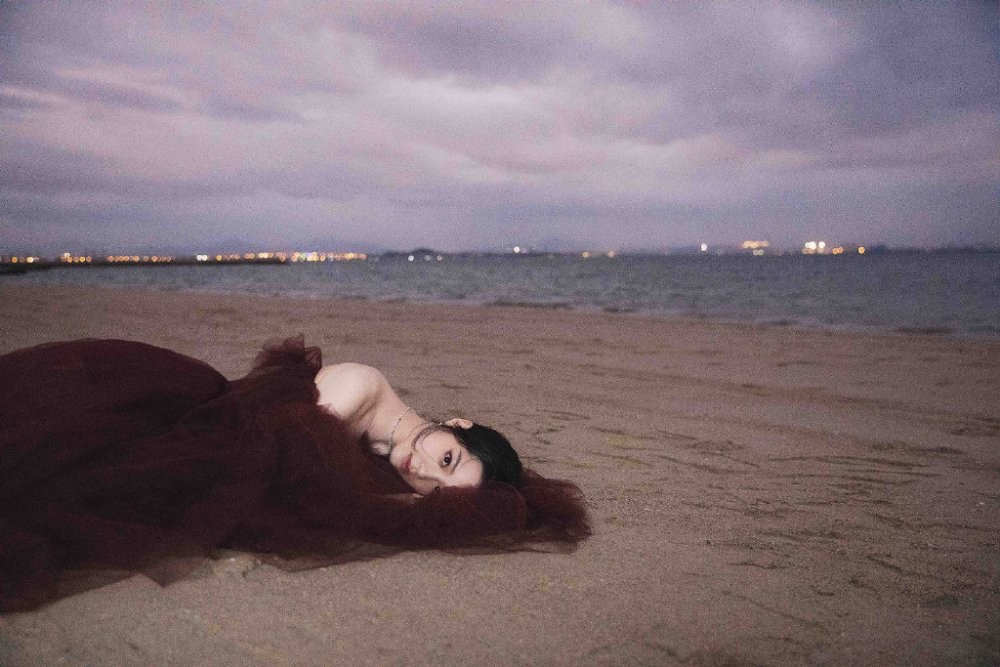 爭妍鬥麗的紅地毯戰場！哪位女明星能夠艷壓整個中國電影金雞獎？