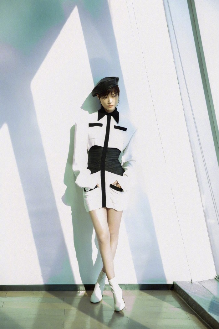 爭妍鬥麗的紅地毯戰場！哪位女明星能夠艷壓整個中國電影金雞獎？