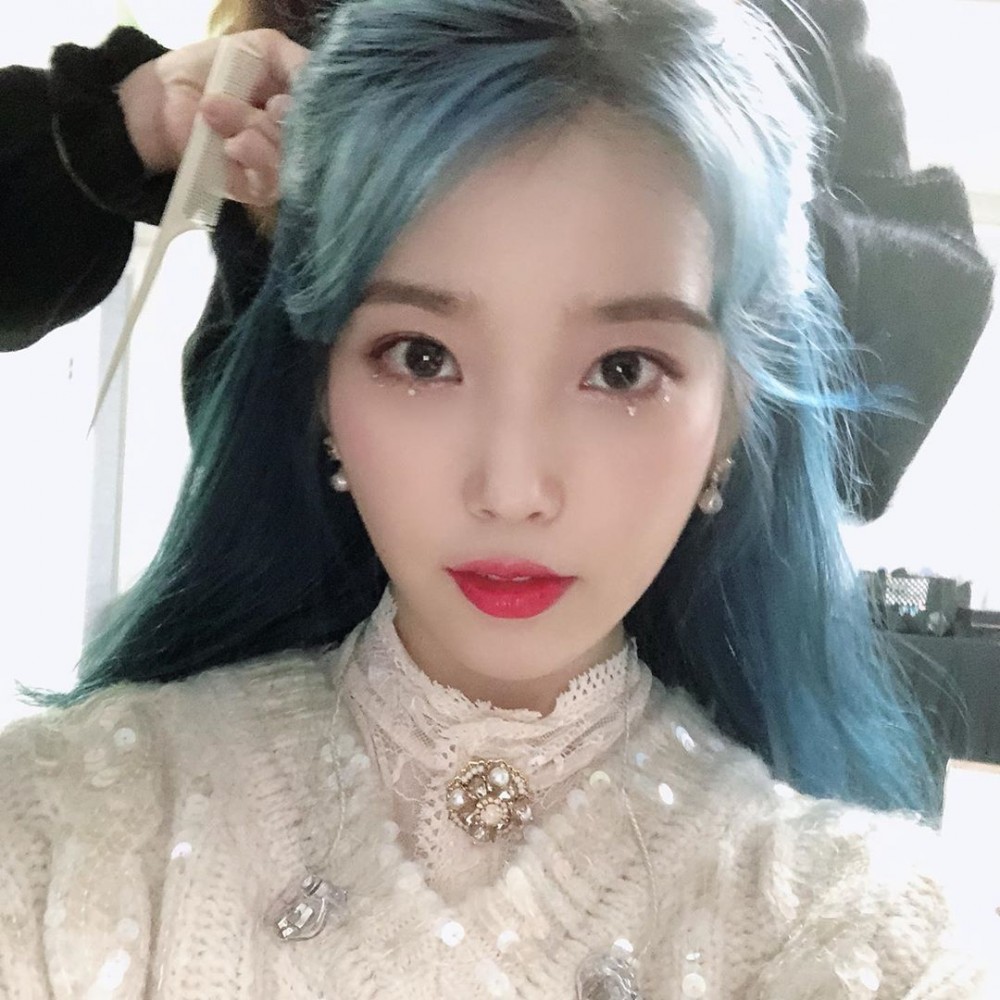 dlwlrma's Instagram