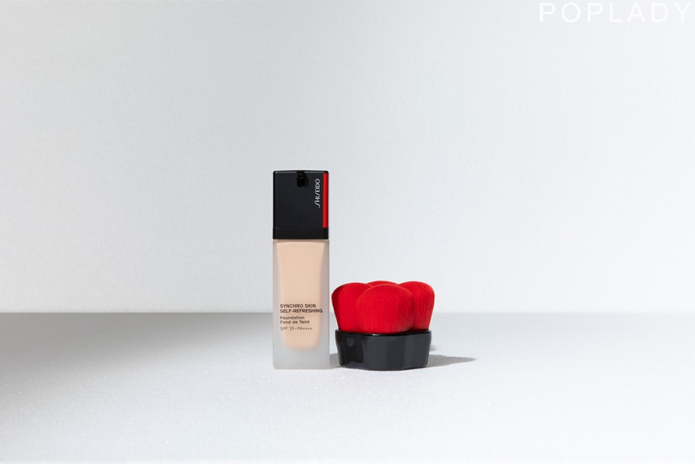 【編輯測試】粉底液應該用手指 還是用粉底掃上妝效果最貼服?