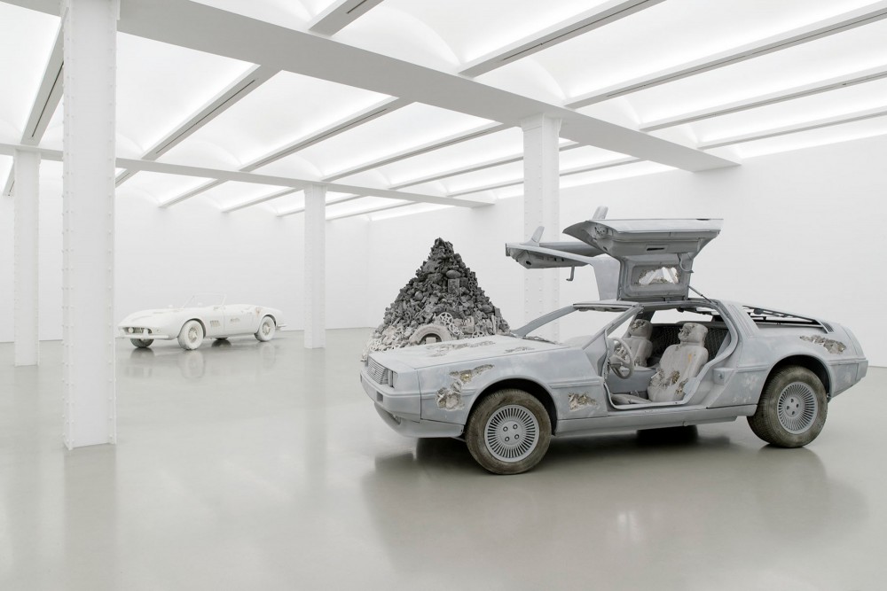 時尚界最愛的藝術家！Daniel Arsham如何成為當代重要的藝術家之一？