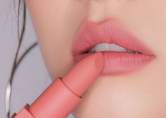 【唇膏新品】2020春夏唇膏系列爭先報到 色澤質地逐一點評 哪支最值得入手?