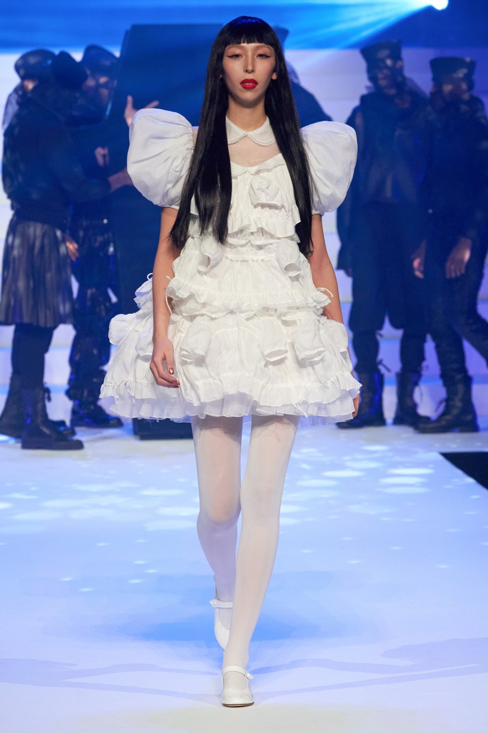 高級訂製系列的不死傳奇!Jean Paul Gaultier運用「葬禮」幽默揮別自己的五十年傳奇事業!