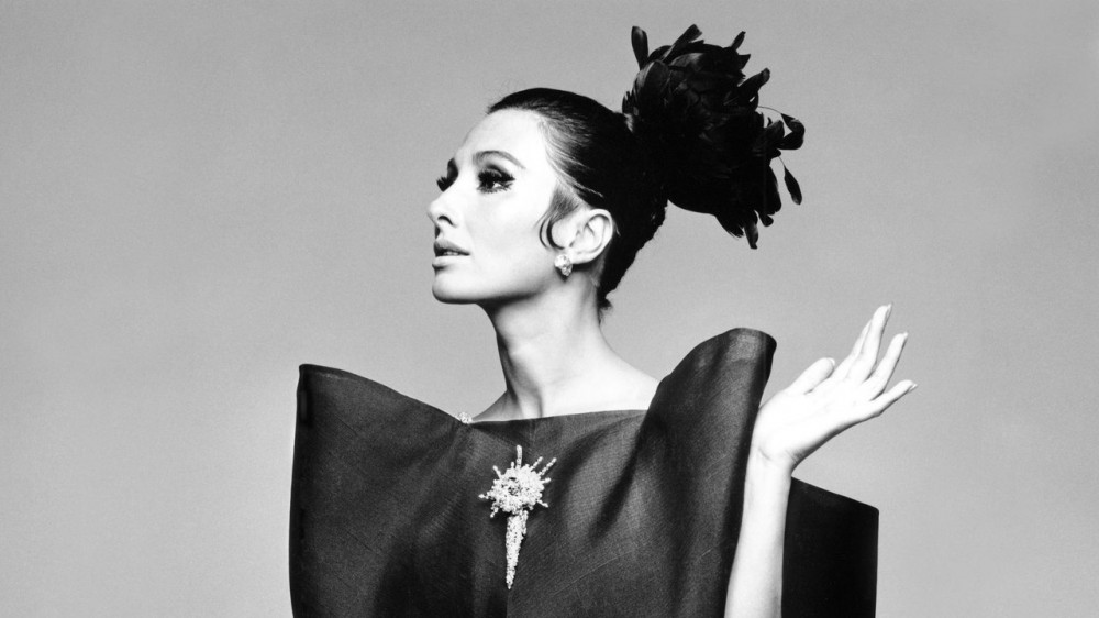 Balenciaga重新回歸高級訂製系列的時尚舞台!Demna Gvasalia能否勝任這個角色?