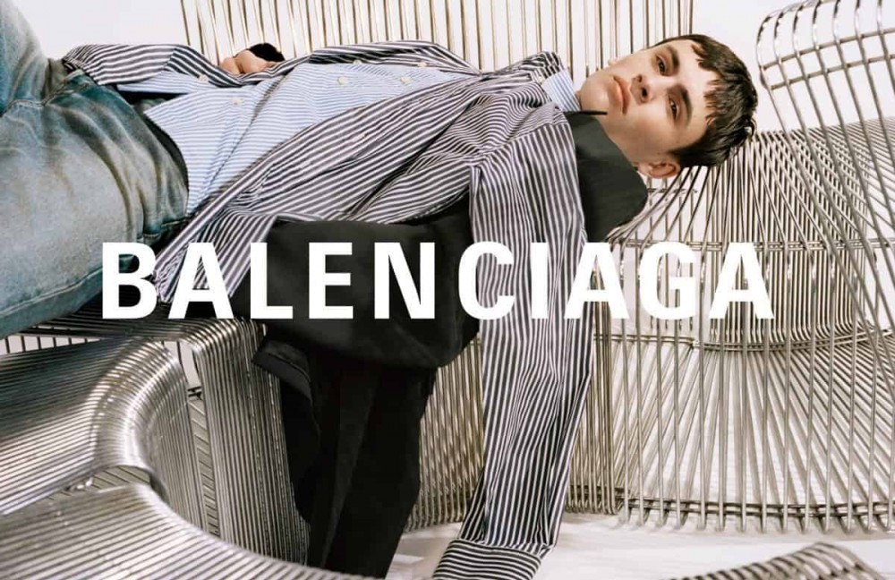 Balenciaga重新回歸高級訂製系列的時尚舞台!Demna Gvasalia能否勝任這個角色?