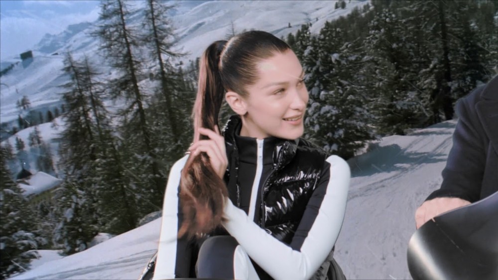 Michael Kors和Bella Hadid的私密之旅!超級模特兒親自演繹華麗精緻的雪地旅行造型!
