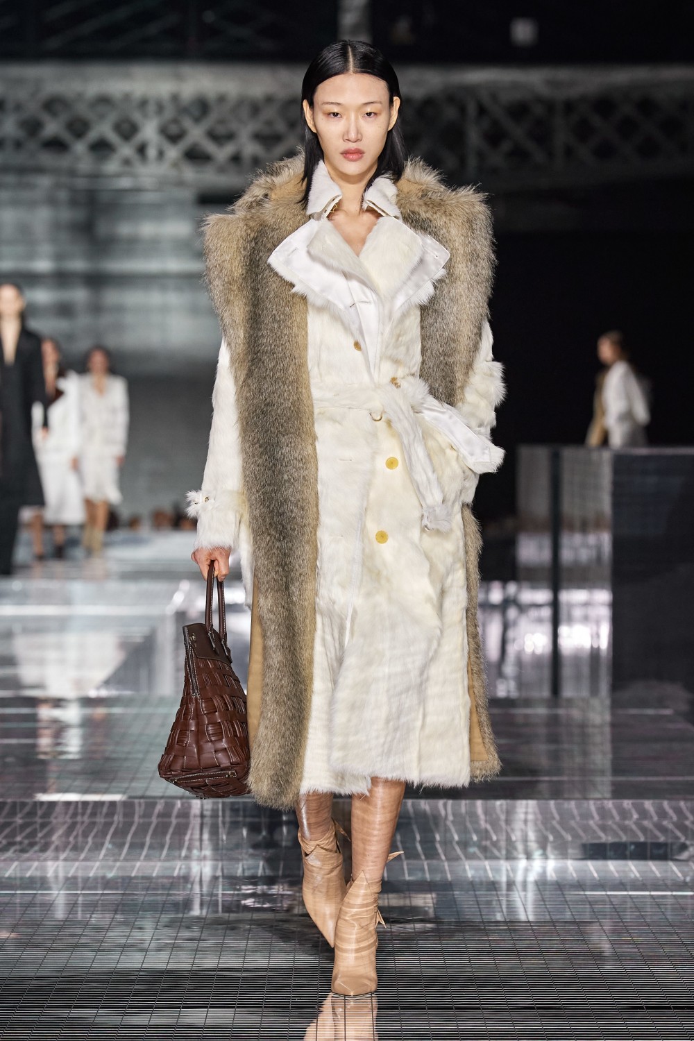 【倫敦時裝週】Burberry的復古懷舊!Riccardo Tisci回憶最初的職業生涯!