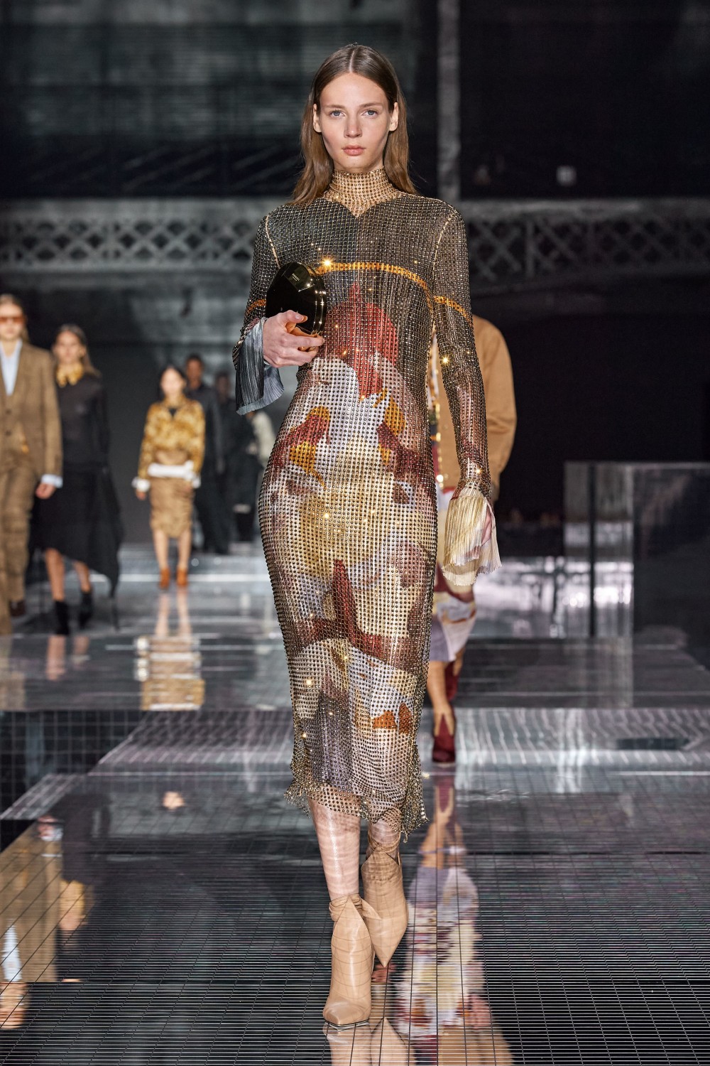【倫敦時裝週】Burberry的復古懷舊!Riccardo Tisci回憶最初的職業生涯!