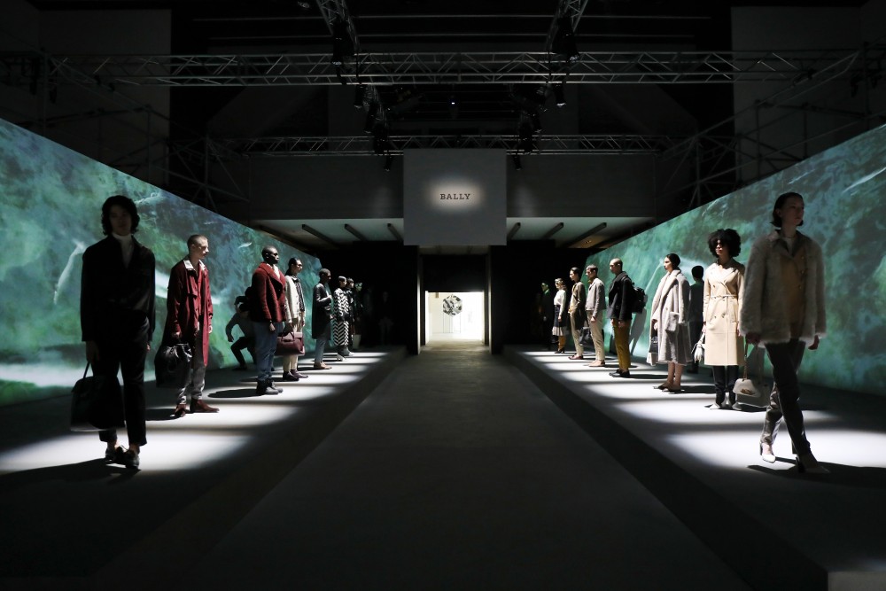 【米蘭時裝週】Bally的時尚萬花筒！簡約主義呈現女性高貴和優雅的格調！
