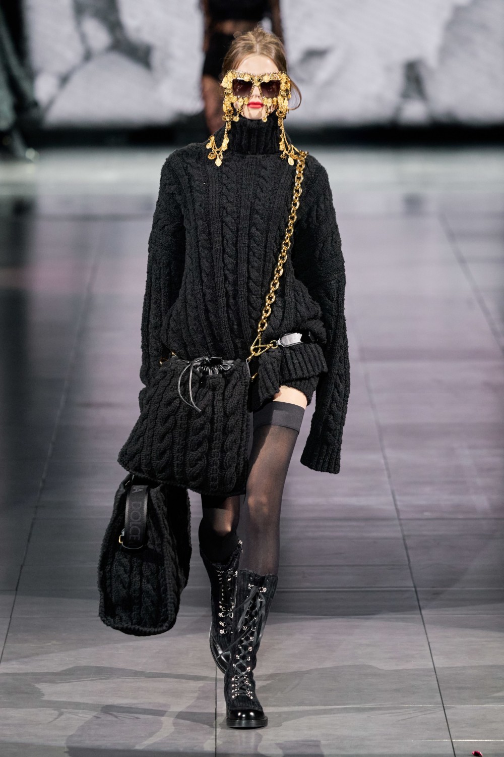 【米蘭時裝週】Dolce&Gabbana的針織狂想曲!「Fatto A Mano」致敬傳統工藝!