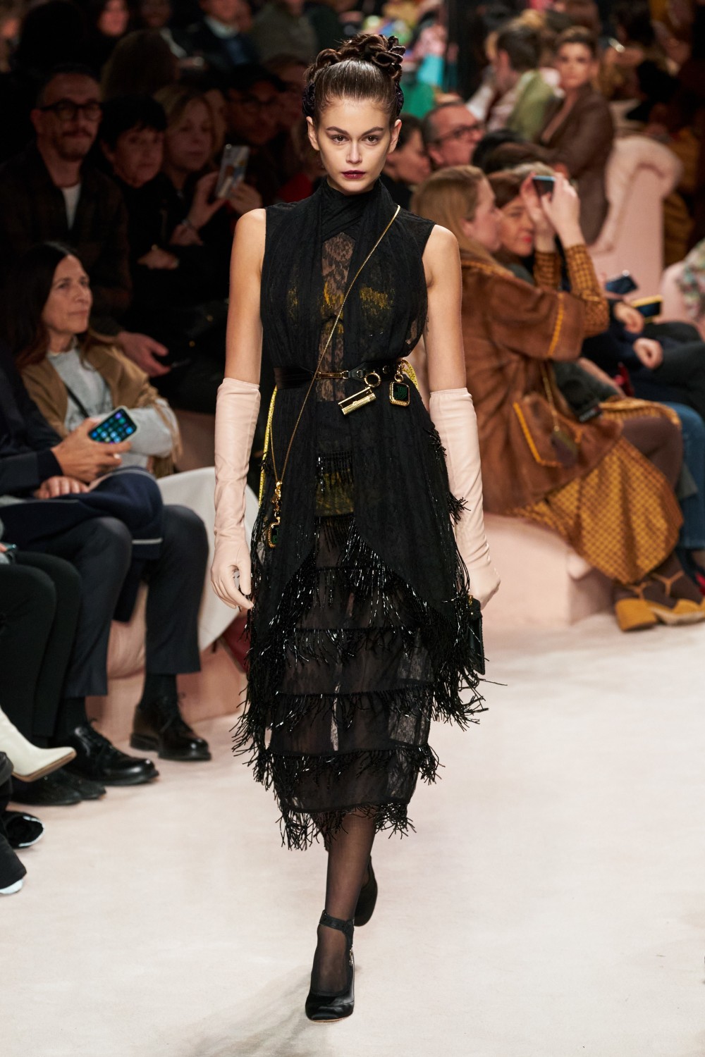 【米蘭時裝週】FENDI正式進入嶄新的時代!大碼模特兒如何展現性感的曲線?