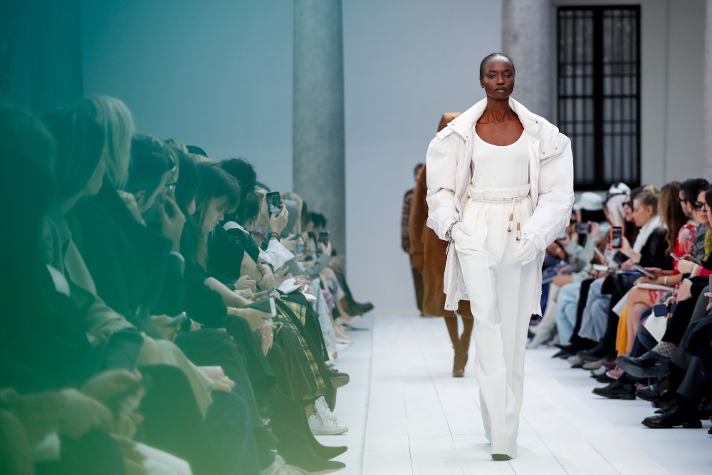 【米蘭時裝週】MaxMara的航海之旅！Ian Griffiths帶領時尚女仕遠離煩囂的都市！