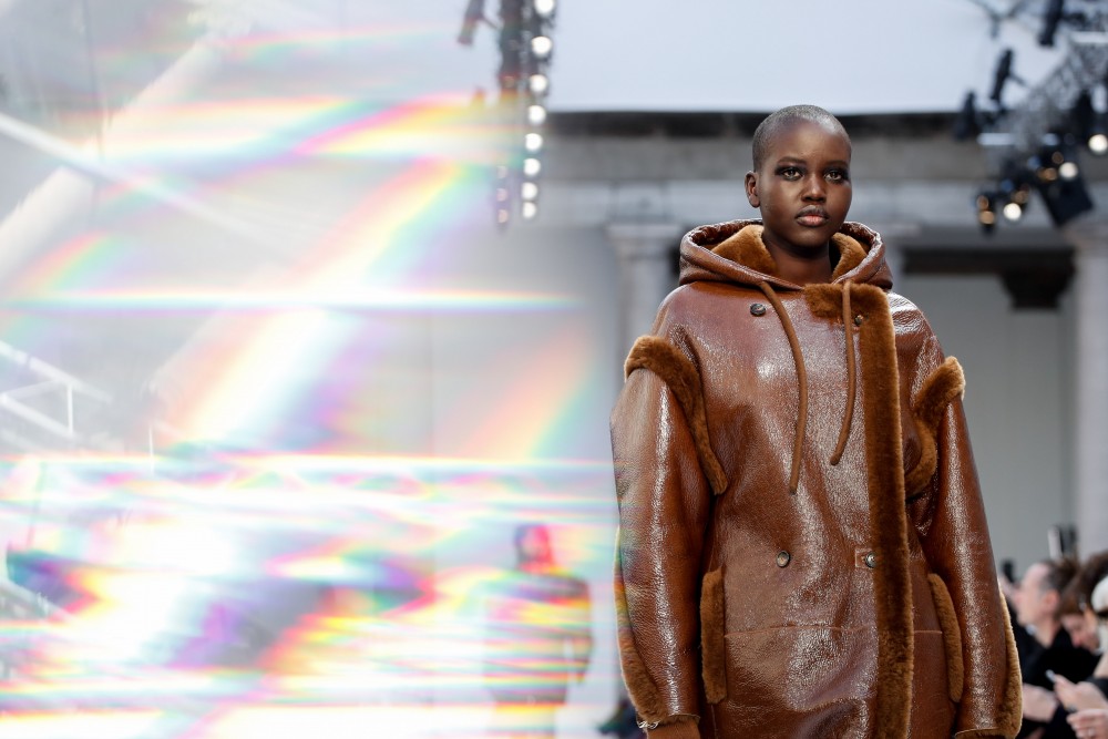 【米蘭時裝週】MaxMara的航海之旅！Ian Griffiths帶領時尚女仕遠離煩囂的都市！