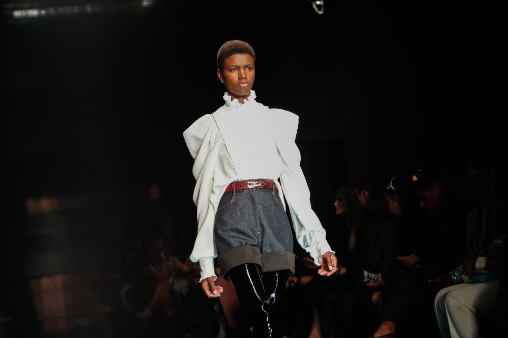 【米蘭時裝週】SPORTMAX的未來主義！Maria Grazia Malagoli回應現代都市女性的自我訴求！