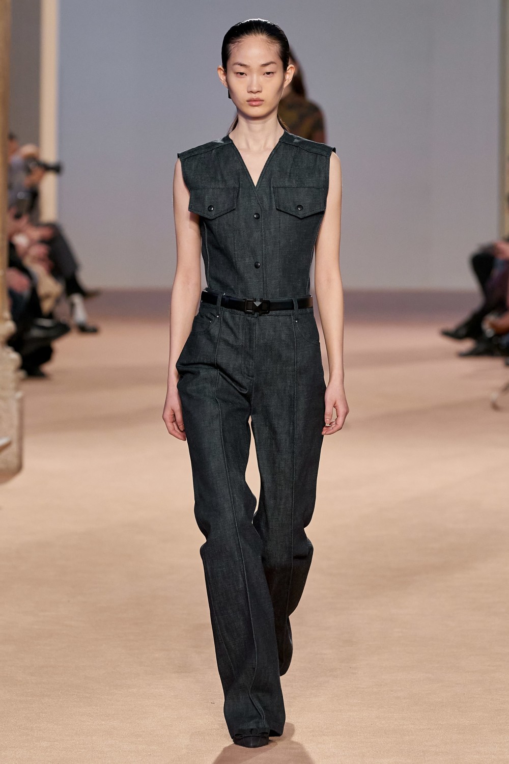 【米蘭時裝週】Salvatore Ferragamo的女性丰采!Paul Andrew探索當代傳奇女性!