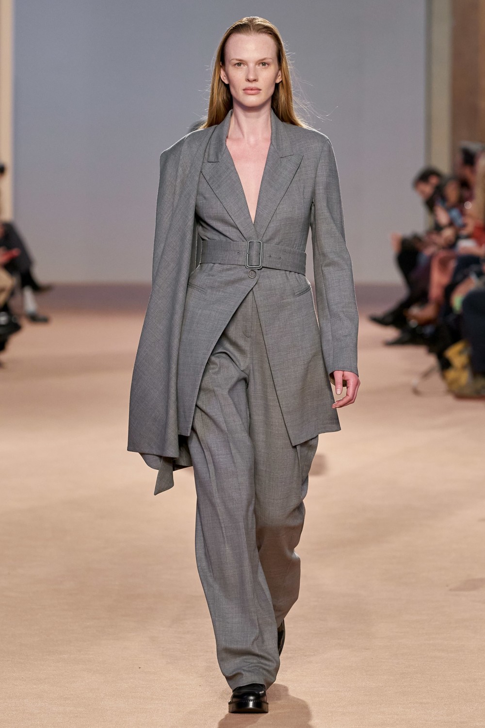 【米蘭時裝週】Salvatore Ferragamo的女性丰采!Paul Andrew探索當代傳奇女性!