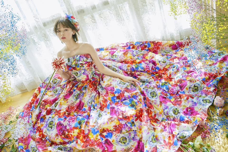 Mika Ninagawa (蜷川実花)'s Facebook