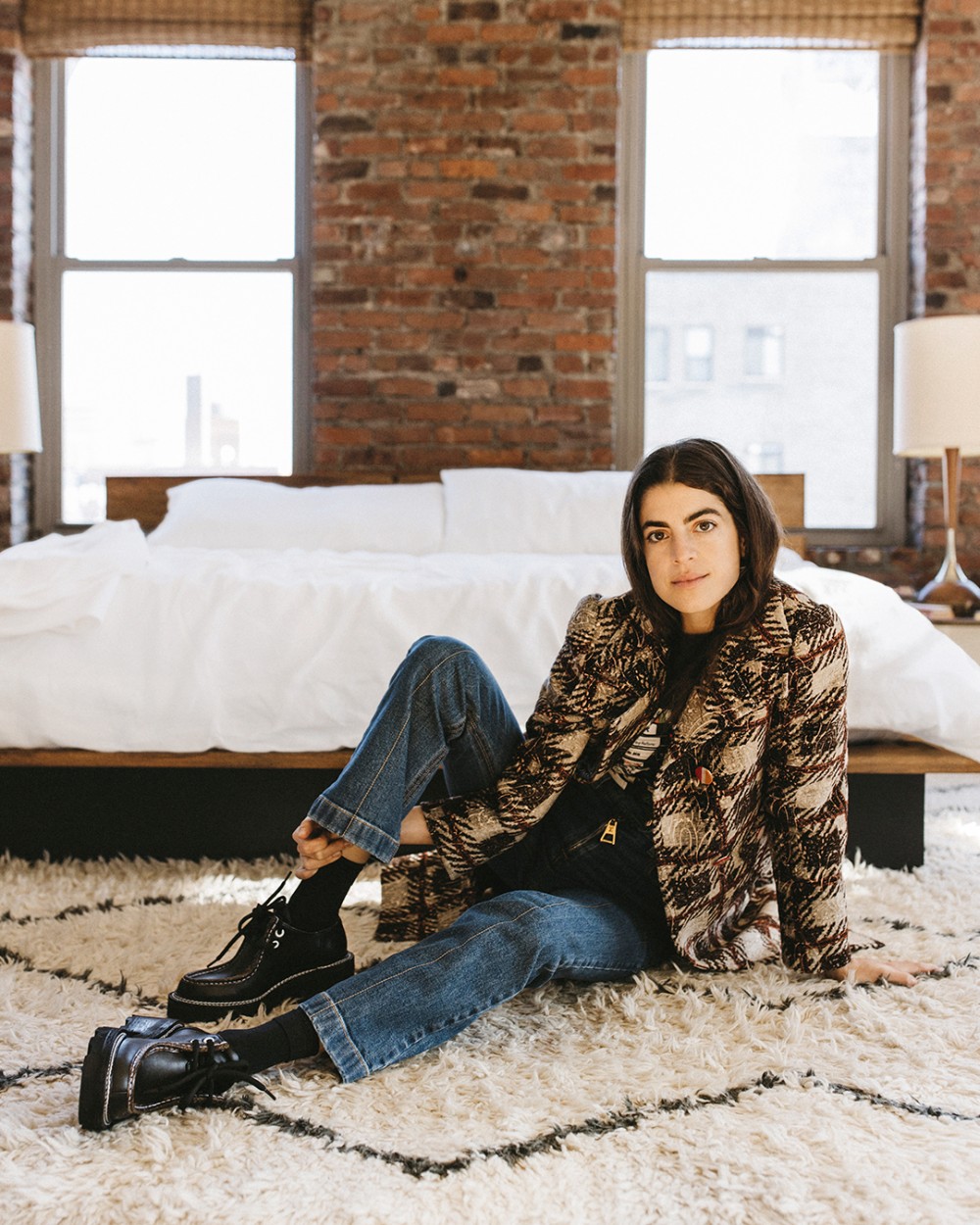 Leandra Medine Cohen的造型推介!漫步紐約街頭的七雙特色鞋履!