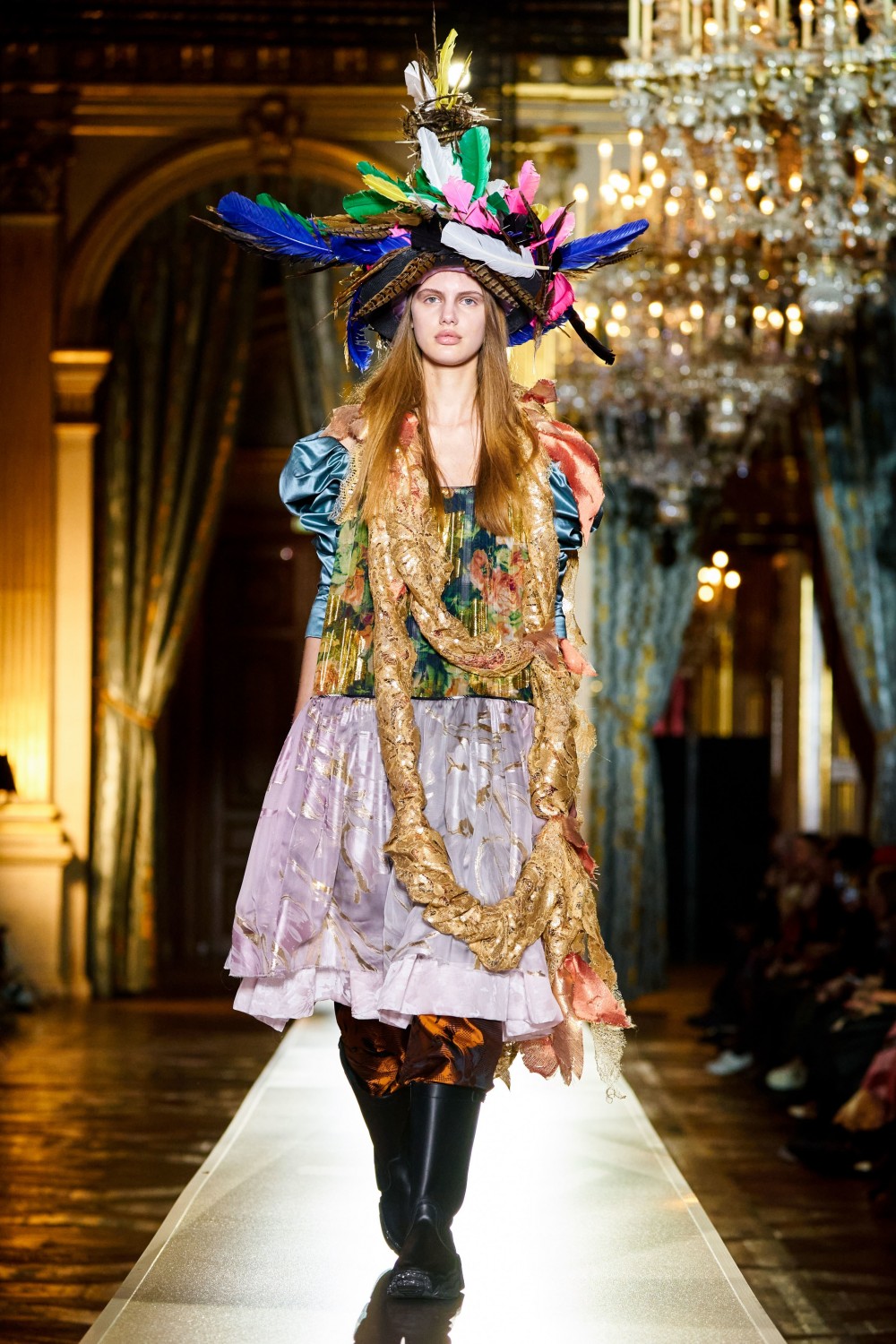 【巴黎時裝週】Andreas Kronthaler For Vivienne Westwood正向能量！華麗的浪漫搖滾魅力！