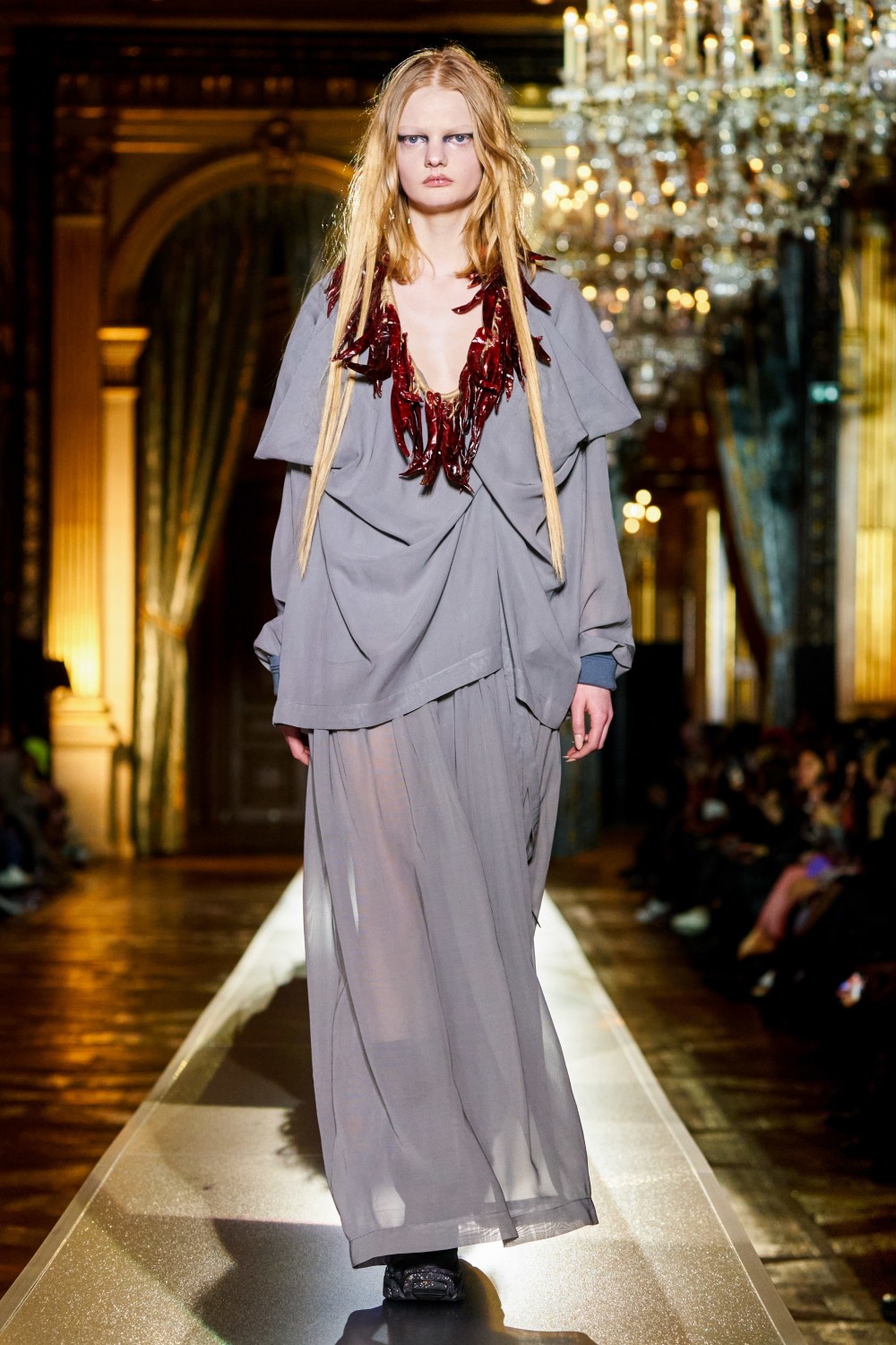 【巴黎時裝週】Andreas Kronthaler For Vivienne Westwood正向能量！華麗的浪漫搖滾魅力！