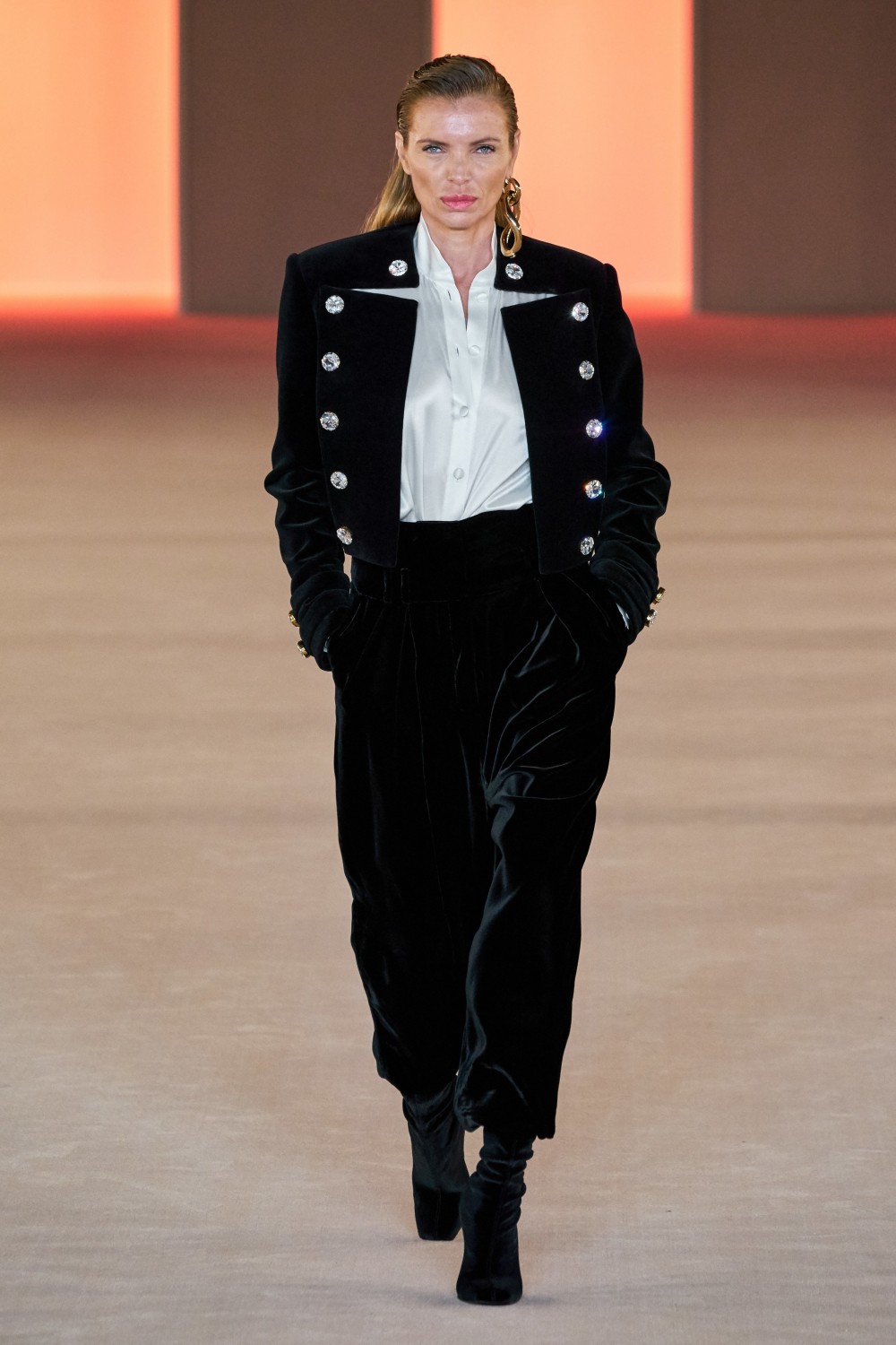 【巴黎時裝週】Balmain的帥氣形象！Olivier Rousteing打造低調的奢華風格！