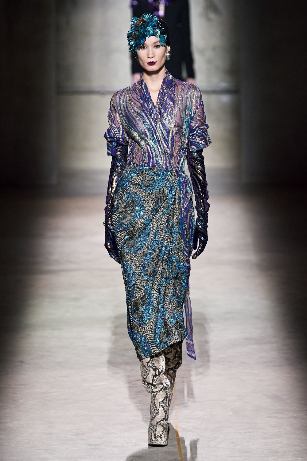 【巴黎時裝週】Dries Van Noten的致命誘惑！「Party Girl」迷離浪漫的時尚魅力！