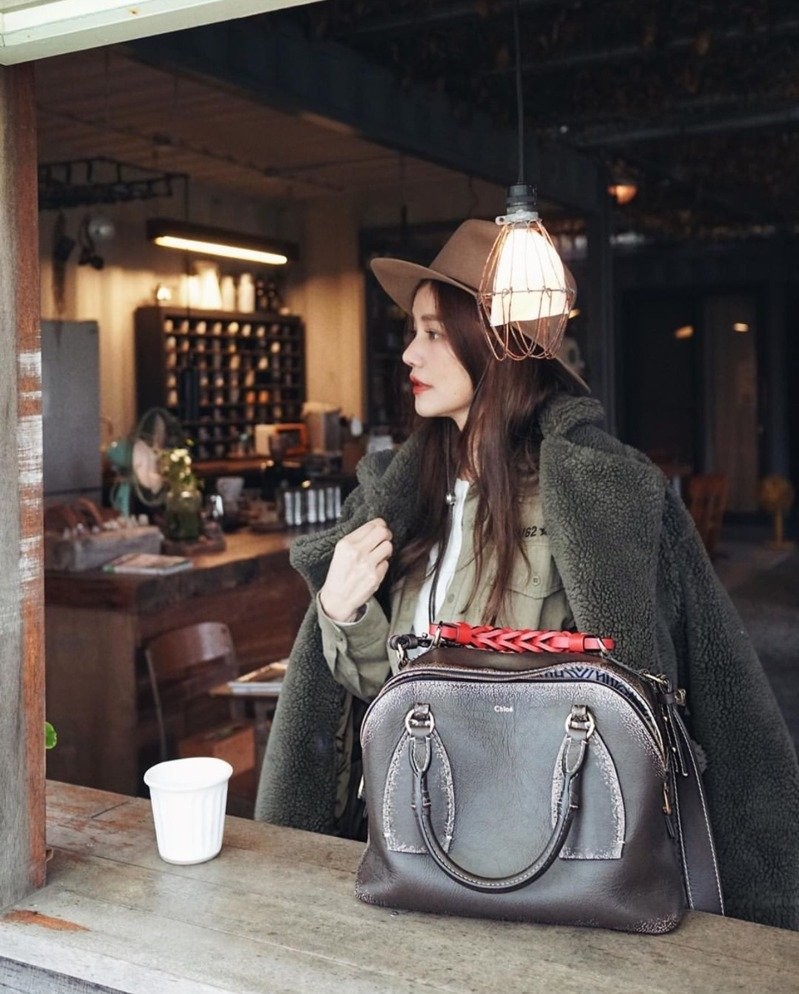 隨意率性的浪漫時尚！絕對不可錯過「IT Bag製造機」的最新Chloé手袋系列？