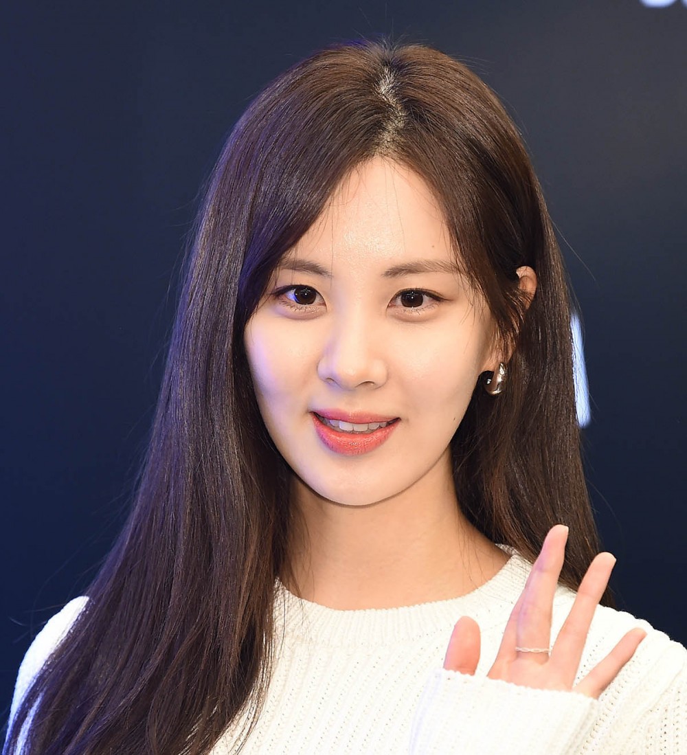 【2020春夏髮型】簡單長髮都可變女神!雪炫徐玄都在用的圈圈耳環配搭髮型技巧