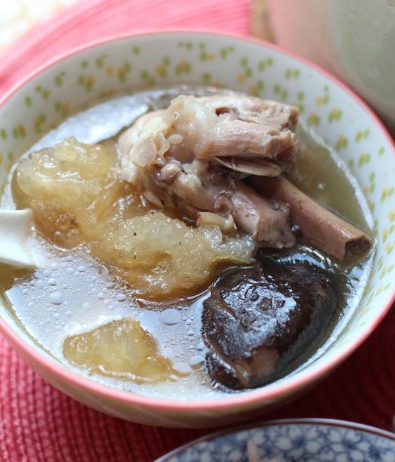 【祛濕湯水推介】春天潮濕又愛凍飲加捱夜　長期無精神原來是身體濕氣太重