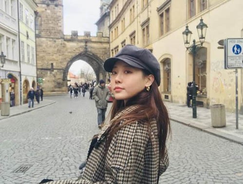 【2020春夏髮型】簡單長髮都可變女神!雪炫徐玄都在用的圈圈耳環配搭髮型技巧