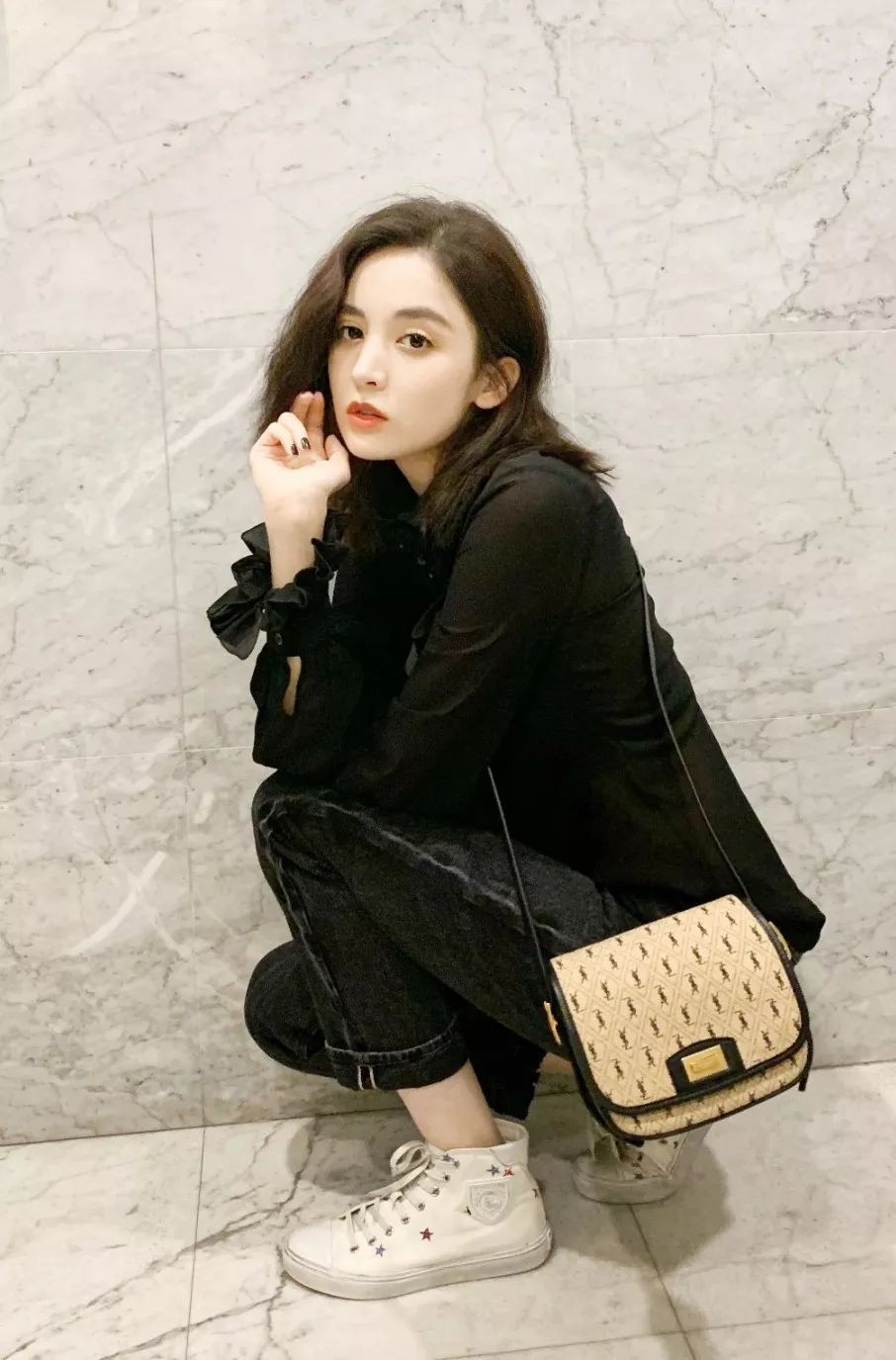 復古風格再次風靡全球!2020年應該挑選哪些復古印花手袋?