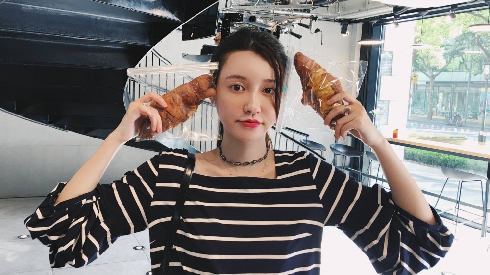 真實版《夫妻的世界》？張大奕如何淬煉成為「內地第一網紅」？