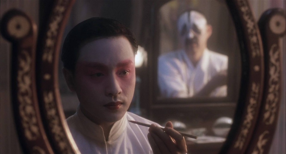 那段「不瘋魔不成活」的美好時光!為何至今仍然沒有任何電影能夠超越《霸王別姬》?
