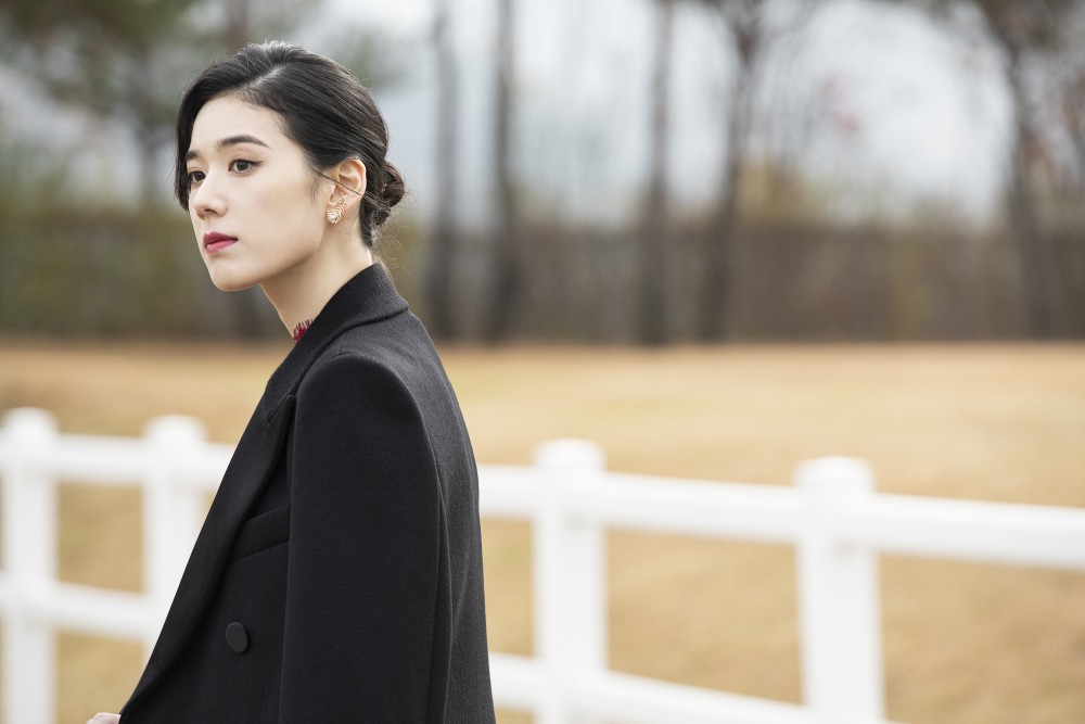 《The King:永遠的君主》百萬珠寶盡顯霸氣!鄭恩彩的年輕女性總理造型!