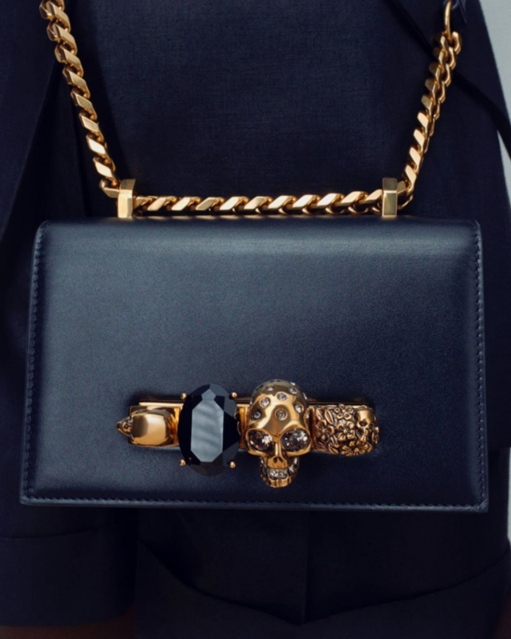 「千頌伊」霸氣回歸時尚界!全智賢將會成為Alexander McQueen的韓國代言人?