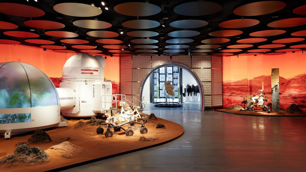 憑著「千頌伊」風靡亞洲!Gentle Monster真的單純依賴明星效應存活?