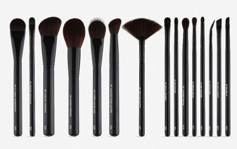 介紹美妝達人Pony、Catie 必推的化妝工具10