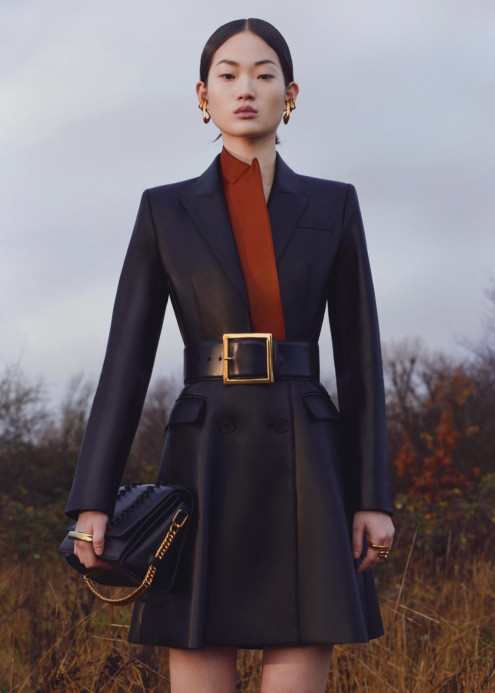 全智賢領銜演繹遠古時代的戰士風格！Alexander McQueen早秋2020系列的磅礡氣勢！