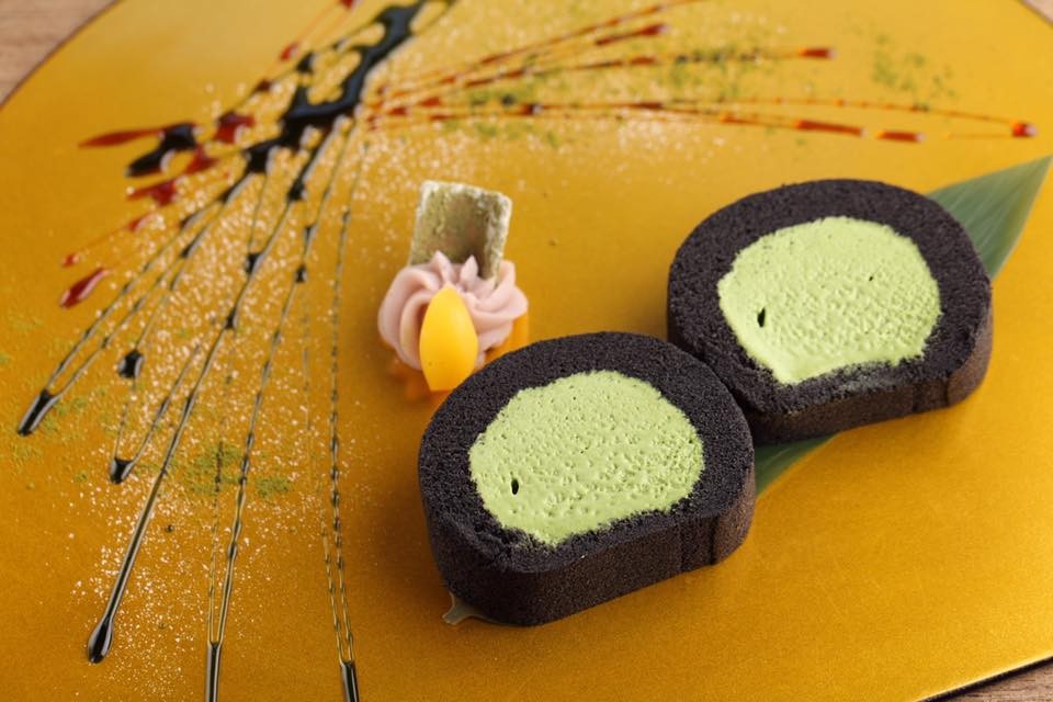 每款最黑的甜品充滿神秘感