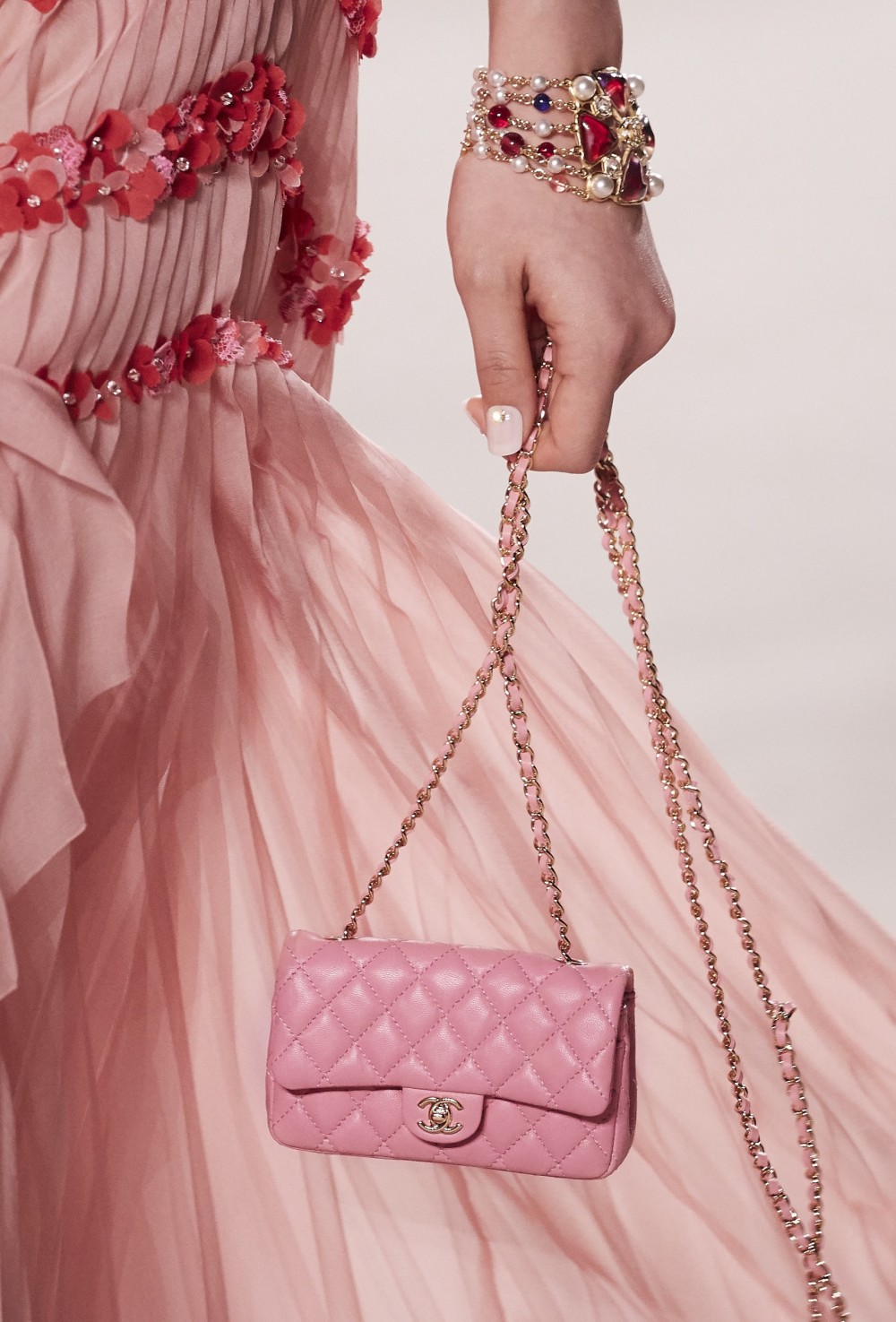 盛載4個迷你版經典香奈兒手袋的禮盒008