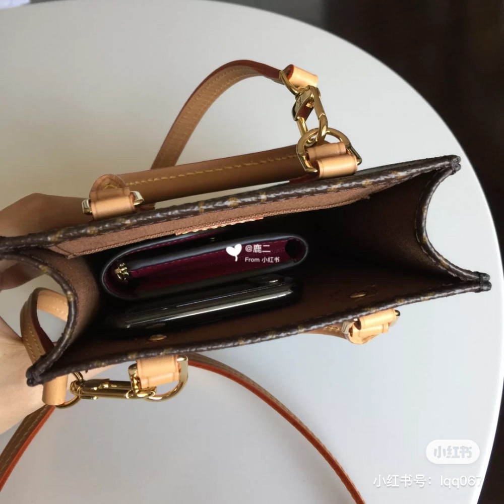 【Louis Vuitton】被預視為年度IT Bag的 Pitit Sac Plat 粉紅版香港會否上架？